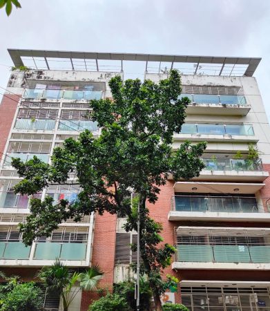 4 Bedrooms Residential Properties for Rent