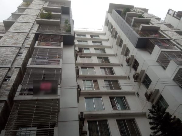 3 Bedrooms Residential Properties for Rent