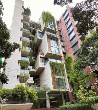 4 Bedrooms Residential Properties for Rent