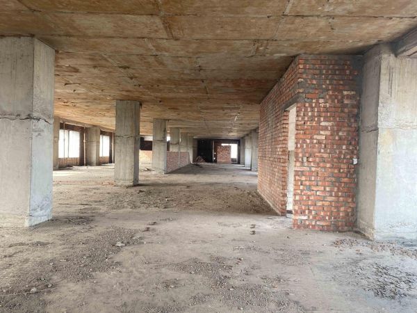  Bedrooms Commercial Properties for Rent