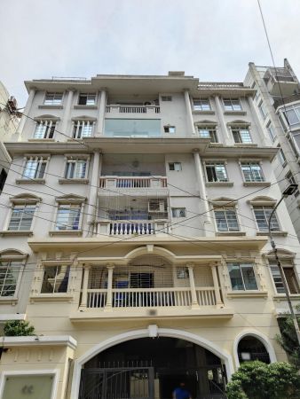 3 Bedrooms Residential Properties for Rent