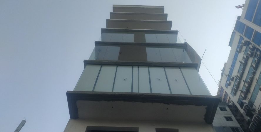  Bedrooms Commercial Properties for Rent