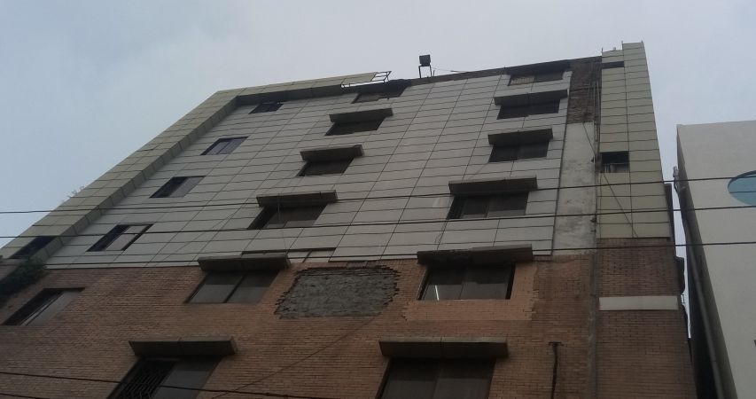  Bedrooms Commercial Properties for Rent