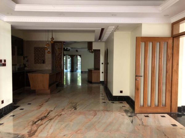  Bedrooms Residential Properties for Rent