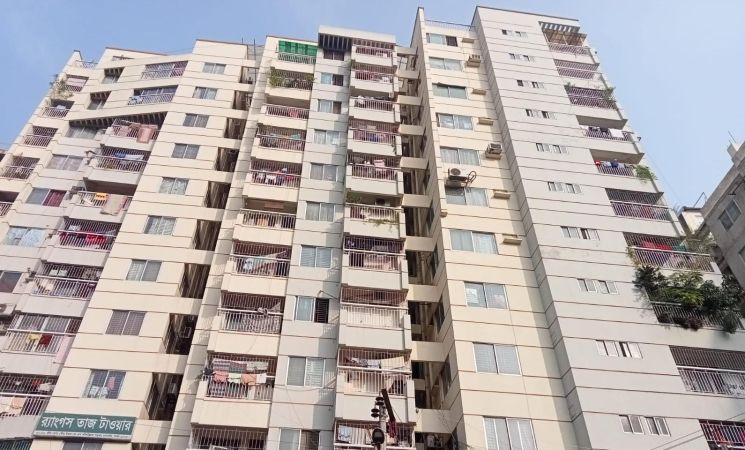  Bedrooms Commercial Properties for Sale