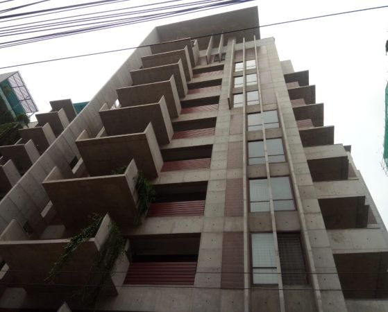 3 Bedrooms Residential Properties for Rent