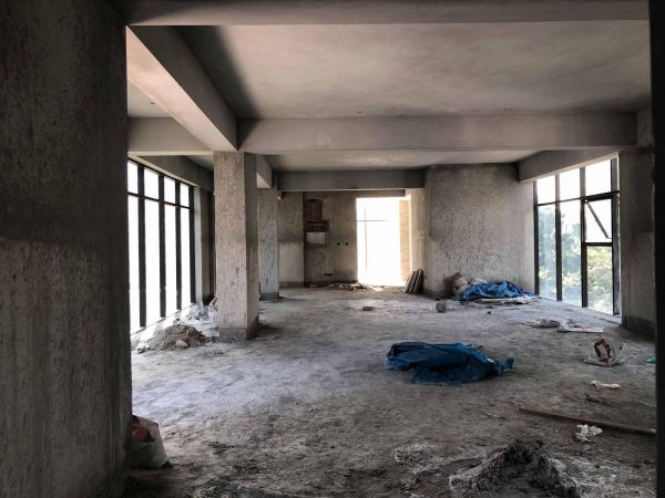  Bedrooms Commercial Properties for Rent