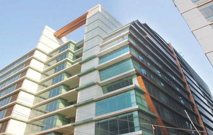  Bedrooms Commercial Properties for Rent
