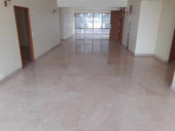 4 Bedrooms Residential Properties for Rent