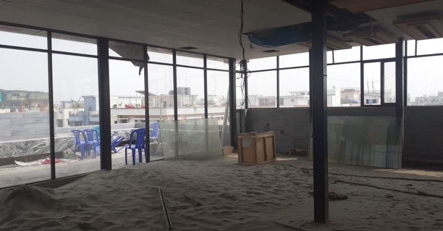  Bedrooms Commercial Properties for Rent