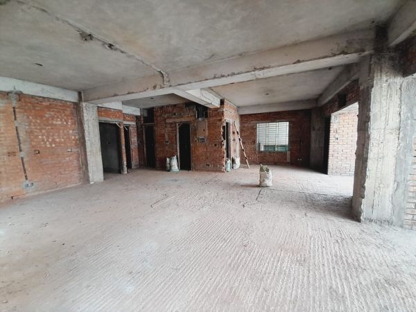  Bedrooms Commercial Properties for Rent