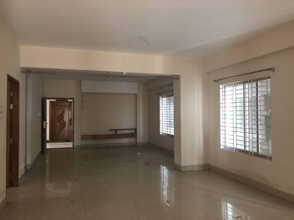 4 Bedrooms Residential Properties for Rent