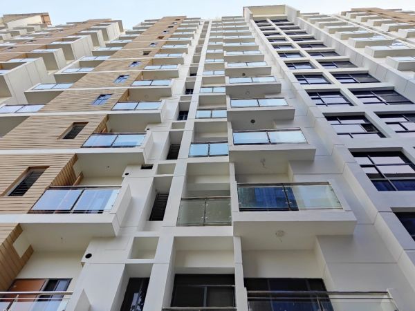 3 Bedrooms Residential Properties for Rent