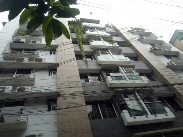 4 Bedrooms Residential Properties for Rent