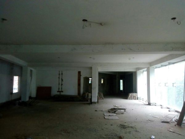  Bedrooms Commercial Properties for Rent