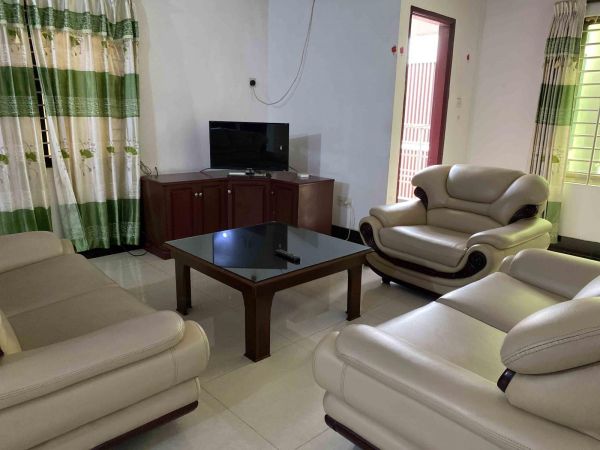 3 Bedrooms Residential Properties for Rent