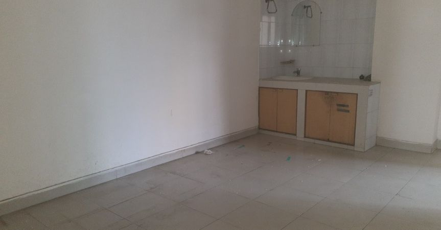 3 Bedrooms Residential Properties for Rent