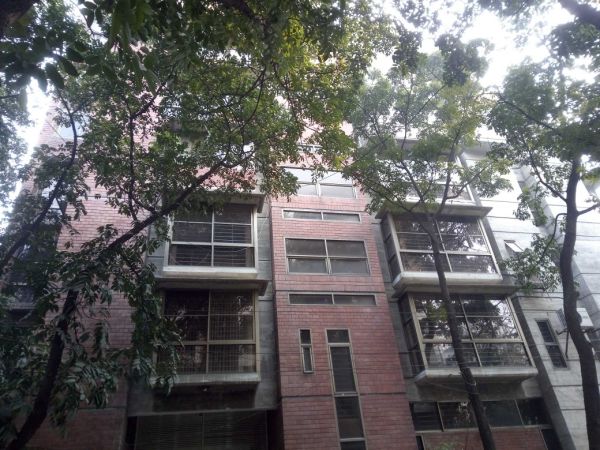 3 Bedrooms Residential Properties for Rent
