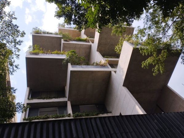 4 Bedrooms Residential Properties for Rent