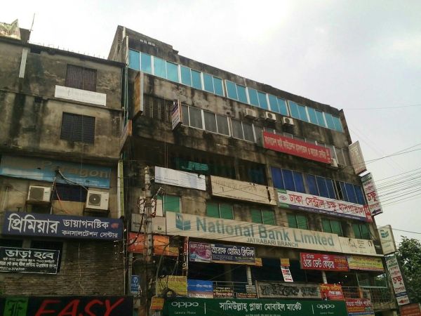  Bedrooms Commercial Properties for Sale
