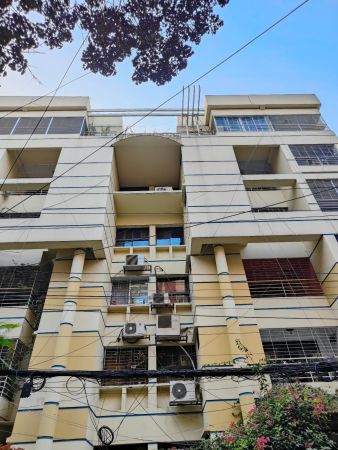 3 Bedrooms Residential Properties for Rent