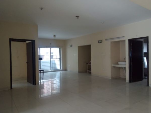 4 Bedrooms Residential Properties for Rent