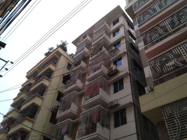 4 Bedrooms Residential Properties for Rent