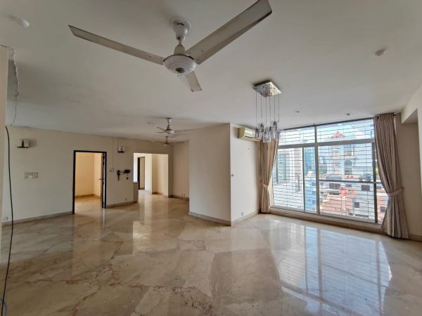 4 Bedrooms Residential Properties for Rent