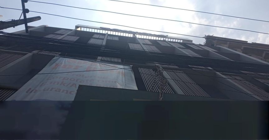  Bedrooms Commercial Properties for Rent