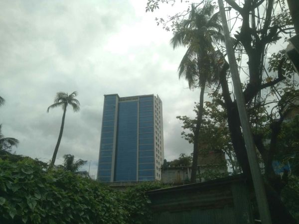  Bedrooms Commercial Properties for Rent