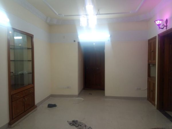 3 Bedrooms Residential Properties for Rent