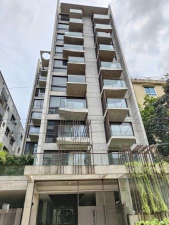 4 Bedrooms Residential Properties for Rent