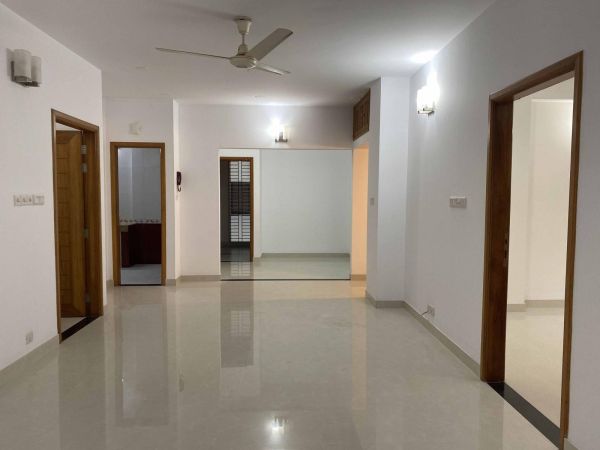 3 Bedrooms Residential Properties for Rent