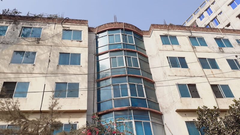  Bedrooms Commercial Properties for Rent