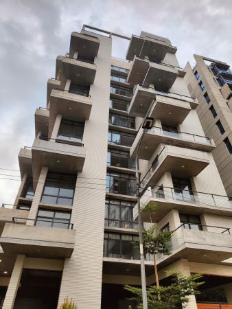 4 Bedrooms Residential Properties for Rent